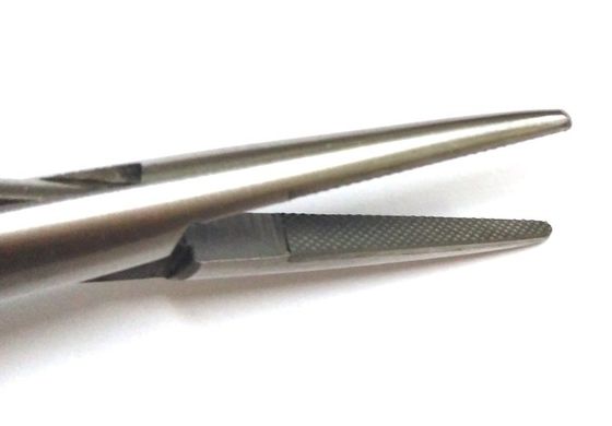 Máquina de manutenção de agulhas para dentistas
