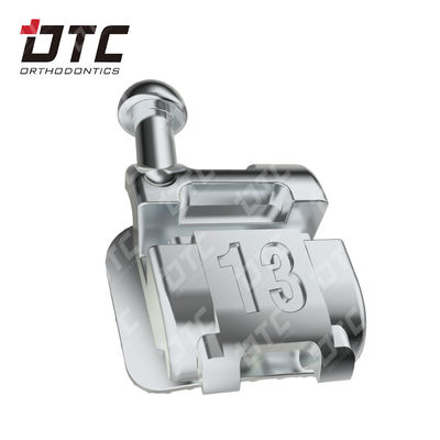 Brackets MBT auto-ligantes para solução ortodôntica.