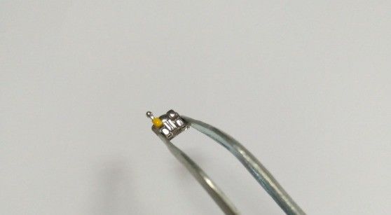 Fornecedores de ortodoncia Dentária a laser com bracket de metal com 1 ano de validade