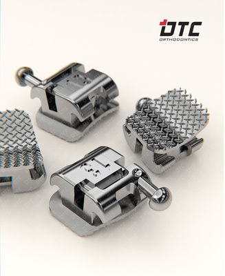DTC Mini Size Self Ligating Brackets Feito de 17-4PH aço inoxidável para durabilidade