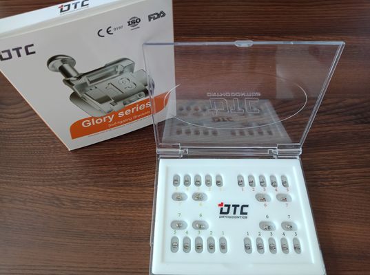 Máquinas poderosas de aço ortodôntica MBT Roth auto-ligador ligável