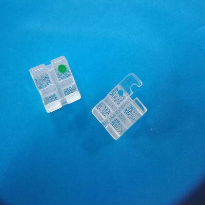 Obtenha um sorriso perfeito com aparelhos de zafiro de 0.022'' 0.018'