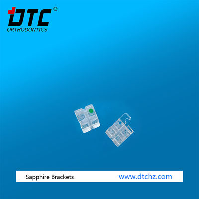 Tratamento ortodôntico com DTC Sapphire Bracket Dental Brace Padrão ISO