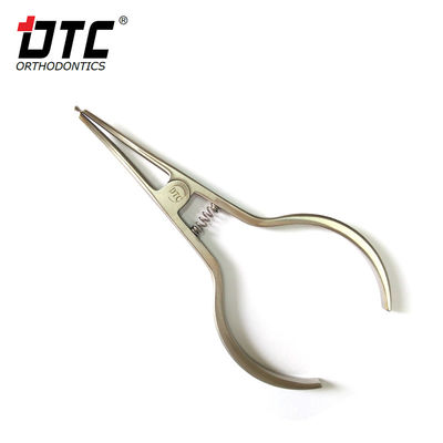Aplicação de pinças de torque ortodônticas dentárias compatíveis com a ISO para tratamento ortodôntico eficaz